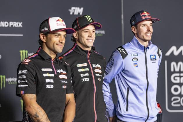 RECORD DATE NOT STATED MotoGP, 6th round of the World Championship, WM, Weltmeisterschaft in Catalonia Barcelona Barcelona (Spain), 14 05 2026 - Marco Bezzecchi (72), Aprilia Racing rider, Jorge Martin (89), Aprilia Racing rider and Alex Marquez (73), BK8 Gresini Racing MotoGP rider, during a press conference, PK, Pressekonferenz for the 6th round of the MotoGP World Championship, Grande Prix de Catalunya, Barcelona Spain Catalonia Spain Copyright: xJoaquimxGalantex