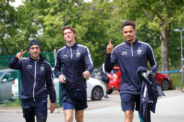Training CFC 15 05 2026, Chemnitz, Sportforum, Sport, Football, Regionalliga Nordost 2025 2026, CFC, Training The CFC team meets for the last training session in the 2025 26 season before the match against BFC Dynamo vl Domenico Alberico, Samuel Biven, Dario Gebuhr Chemnitz Saxony BRD