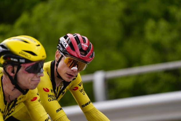 Denmark™s Jonas Vingegaard Hansen of Team Visma Lease A Bike during Stage 7 of the Giro d™Italia from Formia to Blockhaus, Italy. Friday May 15, 2026.  Copyright: xFabioxFerrarix xLaPressex