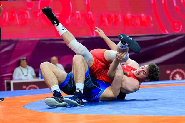 U17 Wrestling European Championships 80kg FS Nihad Suleymanli AZE df Eduardo Florian Citu GER Copyright: xKostadinxAndonov xUnitedxWorldxWrestlingx Kostadin Andonov United World Wrestling