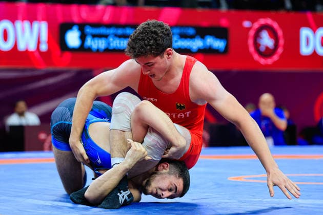 U17 Wrestling European Championships 80kg FS Nihad Suleymanli AZE df Eduardo Florian Citu GER Copyright: xKostadinxAndonov xUnitedxWorldxWrestlingx Kostadin Andonov United World Wrestling