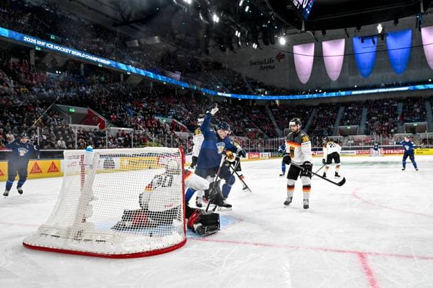ZURICH, SWITZERLAND MAY 15 Finland celebrate the first goal of the game during the 2026 IIHF Ice Hockey World Championship Switzerland game between Finland and Germany at Swiss Life Arena on May 15, 2026 in Zurich, Zurich Zurich Swiss Life Arena Zurich Switzerland Copyright: xJustPictures.ch AndreaxBrancax jp-en-EuSpIm-JP7_ANB_Fin_Ger_15052026_1313