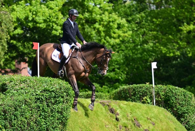 GER Al Shira aa German Jumping Dressage Derby Hamburg 15 05 2026, GER Al Shira aa German Jumping Dressage Derby Hamburg, Prize of the Dreame de CSI4 Al Shira aa Derby Tour 2 Qualifier for the German Jumping Derby in the picture winner David Simpson IRL on Pjotr van de Kruishoeve am Wall nordphotoxGmbH xWitke nph00002