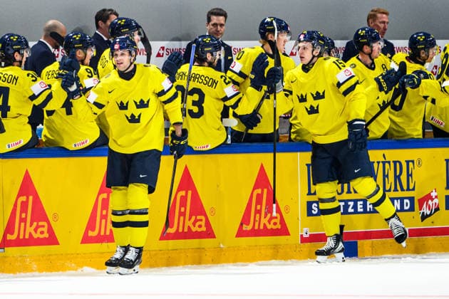 260515 Jacob Larsson of Sweden celebrates 2 1 during the 2026 IIHF Ice Hockey World Championship match between Canada and Sweden on May 15, 2026 in Fribourg Photo Jesper Zerman BILDBYRAN kod JZ JZ0714 ishockey ice hockey ishockey vm 2026 vm 2026 iihf world championship kanada canada sverige sweden bbeng bbauto jubel  Copyright: JESPERxZERMAN BB260515JZ024