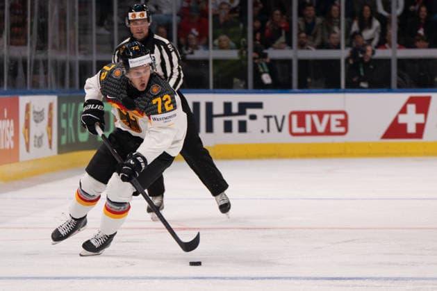 ZURICH, ZURICH - MAY 15: Dominik Kahun of Germany during the 2026 IIHF World Championship, WM, Weltmeisterschaft Group A match between Finland and Germany at Swiss Life Arena on May 15, 2026 in Zurich, Zurich, Switzerland. Copyright: xLivioxBaeriswylx xSPPx Sportspressphoto_SPR147026