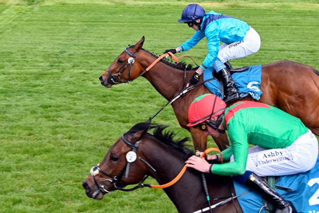 15 05 2026, York, North Yorkshire, GBR Love a Giggle farside with Clifford Lee up wins the Marygate Fillies Stakes York racecourse horse, jockey, Love a Giggle, Lee, win, finish, finish 260515C983YORK JPG
