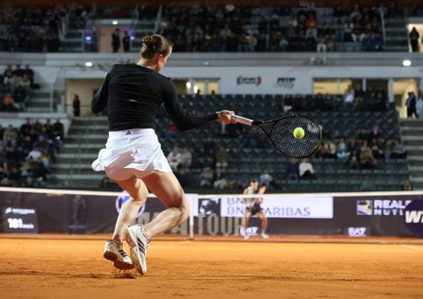 May 15, 2026, Rome, Lazio, Italy: ELINA SVITOLINA of Ukraine during the match against I. Swiatek of Poland in the semifinals of tennis tournament WTA, Tennis Damen 1000 Internazionali BNL DÃ¢â‚¬â ¢Italia, Rome, Italy. Svitolina won 6:4, 2:6, 6:2. Tennis 2026, WTA Italian Open: Elina Svitolina 6:4, 2:6, 6:2  - ZUMAc278 20260515_zsp_c278_037 Copyright: xMarcinxCholewinskix