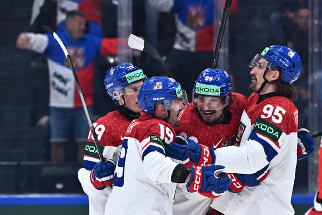 From right Daniel Vozenilek, David Tomasek and Jakub Flek celebrate a goal during the IIHF World Championship, WM, Weltmeisterschaft Group B match Czech Republic vs Denmark on May 15, 2026, Fribourg, Switzerland. (CTKxPhoto RadekxPetrasek) CTKPhotoP2026051508200  CTKPhotoP2026051508200