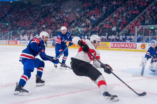15 05 2026, Zurich, Swiss Life Arena, Ice Hockey World Championships USA Switzerland, 8 Simon Knak Switzerland Zurich Swiss Life Arena Zurich Switzerland Copyright: xJustPictures.ch StefanxEmchx jp-de-StEm-DSC0057720260515