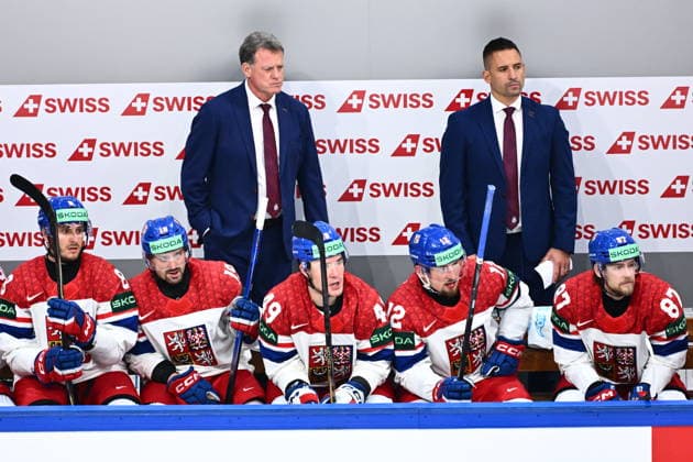 Czech coach Radim Rulik, left, and his assistant Tomas Plekanec during the IIHF World Championship, WM, Weltmeisterschaft Group B match Czech Republic vs Denmark on May 15, 2026, Fribourg, Switzerland. (CTKxPhoto RadekxPetrasek) CTKPhotoP2026051508571  CTKPhotoP2026051508571