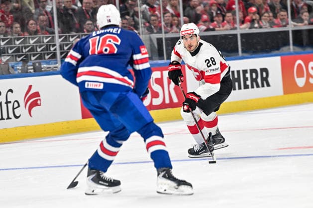ZURICH, SWITZERLAND MAY 15 Timo Meier of Switzerland in action during the 2026 IIHF Ice Hockey World Championship Switzerland game between USA and Switzerland at Swiss Life Arena on May 15, 2026 in Zurich, Zurich Zurich Swiss Life Arena Zurich Switzerland Copyright: xJustPictures.ch AndreaxBrancax jp-en-EuSpIm-JP7_ANB_US_Sui_15052026_0370