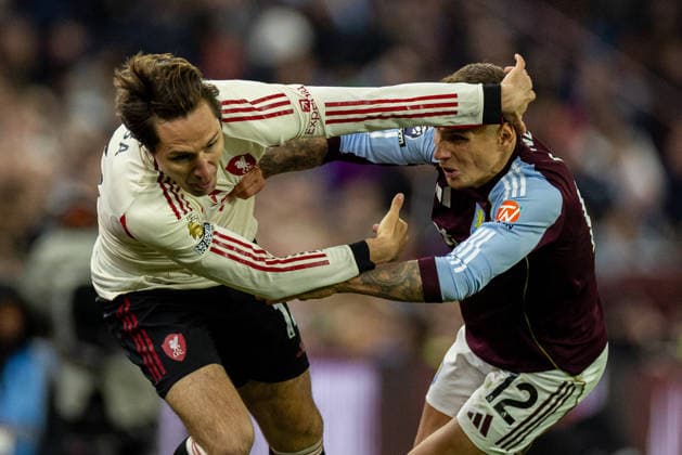 Football - FA Premier League - Aston Villa FC v Liverpool FC BIRMINGHAM, ENGLAND - Friday, May 15, 2026: Liverpool s Federico Chiesa is challenged by Aston Villa s Lucas Digne (R) during the FA Premier League match between Aston Villa FC and Liverpool FC at Villa Park. (Photo by David Rawcliffe Propaganda) BIRMINGHAM Villa Park WEST MIDLANDS ENGLAND  Copyright: xDavidxRawcliffex P2026-05-15-Aston Villa_Liverpool-89