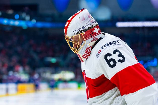 Eishockey, WM, USA - Schweiz ZURICH, SWITZERLAND - MAY 15: Leonardo Genoni (Switzerland, 63) during the Preliminary Round - Group A Match 3 between United States and Switzerland at the IIHF Ice hockey, Eishockey World Championship, WM, Weltmeisterschaft 2026, Swiss Life Arena on May 15, 2026 in Zurich, Switzerland. Zurich Switzerland Copyright: xTimoxSteinx