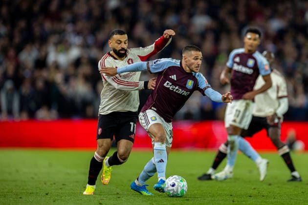 Football - FA Premier League - Aston Villa FC v Liverpool FC BIRMINGHAM, ENGLAND - Friday, May 15, 2026: Liverpool s Mohamed Salah (L) challenges Aston Villa s Emiliano Buendia during the FA Premier League match between Aston Villa FC and Liverpool FC at Villa Park. (Photo by David Rawcliffe Propaganda) BIRMINGHAM Villa Park WEST MIDLANDS ENGLAND  Copyright: xDavidxRawcliffex P2026-05-15-Aston Villa_Liverpool-110
