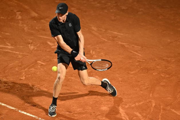 IPA84732560 - Jannik Sinner of Italy against Daniil Medvedev during the Internazionali BNL d Italia Day Eleven at Foro Italico on May 15, 2026 in Rome, Italy.  Copyright: xDomenicoxCippitelli IPAxSportx xx 84732560