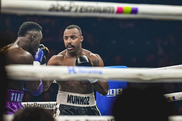 Nelvie Tiafack 110, Ringside Zone Night of the Heavyweights delivers an intense exchange with Mateus Munhoz at the boxing event of the SAP Arena Mannheim on May 15, 2026 The heavyweight fight shows both boxers in an active exchange in the ring Ringside, 15 05 2026, Mannheim, SAP Arena Copyright: xspeedshotx