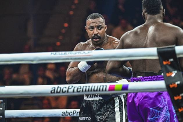 At the Ringside Zone - Night of the Heavyweights in the SAP Arena Mannheim, Nelvie Tiafack met Mateus Munhoz The photo gallery shows intense scenes of the heavyweight duel, tough exchanges and emotional moments of a top-class boxing evening in front of thousands of spectators Ringside, 15 05 2026, Mannheim, SAP Arena Copyright: xspeedshotx