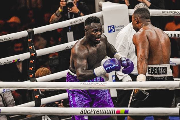 At the Ringside Zone - Night of the Heavyweights in the SAP Arena Mannheim, Nelvie Tiafack met Mateus Munhoz The photo gallery shows intense scenes of the heavyweight duel, tough exchanges and emotional moments of a top-class boxing evening in front of thousands of spectators Ringside, 15 05 2026, Mannheim, SAP Arena Copyright: xspeedshotx