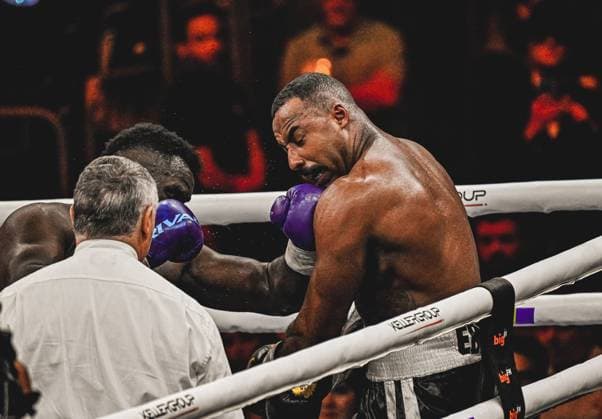 At the Ringside Zone - Night of the Heavyweights in the SAP Arena Mannheim, Nelvie Tiafack met Mateus Munhoz The photo gallery shows intense scenes of the heavyweight duel, tough exchanges and emotional moments of a top-class boxing evening in front of thousands of spectators Ringside, 15 05 2026, Mannheim, SAP Arena Copyright: xspeedshotx