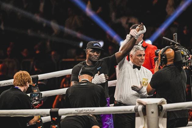 At the Ringside Zone - Night of the Heavyweights in the SAP Arena Mannheim, Nelvie Tiafack met Mateus Munhoz The photo gallery shows intense scenes of the heavyweight duel, tough exchanges and emotional moments of a top-class boxing evening in front of thousands of spectators Ringside, 15 05 2026, Mannheim, SAP Arena Copyright: xspeedshotx