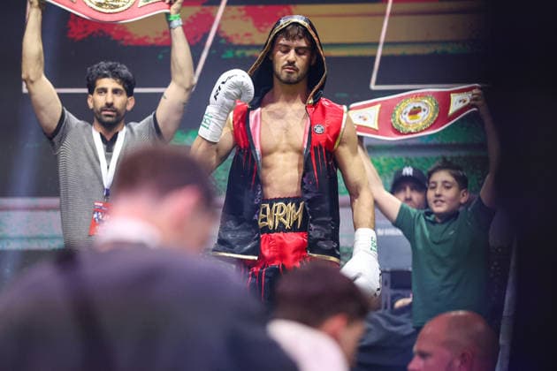 Devrim Gökduman entering the ring Devrim Gökduman vs Franklyn Dwomoh at Ringside Series 2026 Night of Heavyweights on 15 05 26 at SAP Arena, Mannheim xamx Photo Alfio Marino Copyright: