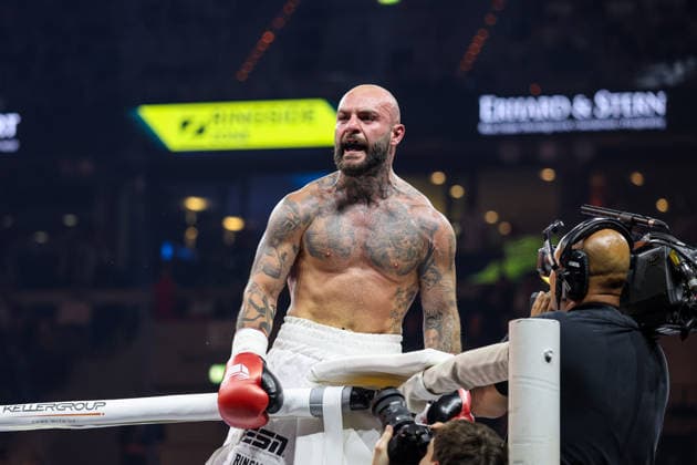 Joy at Edmon Avagyan after his victory Edmon RInglife Avagyan vs Patrick Fiala at the Ringside Series 2026 Night of Heavyweights on 15 05 26 in SAP Arena, Mannheim xamx Photo Alfio Marino Copyright: