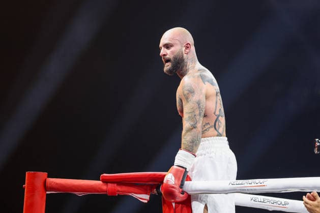 Joy at Edmon Avagyan after his victory Edmon RInglife Avagyan vs Patrick Fiala at the Ringside Series 2026 Night of Heavyweights on 15 05 26 in SAP Arena, Mannheim xamx Photo Alfio Marino Copyright: