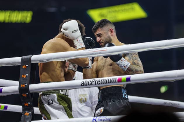 Alexander Okafor vs Elija Ülküseven at Ringside Series 2026 Night of Heavyweights on 15 05 26 at SAP Arena, Mannheim xamx Photo Alfio Marino Copyright: