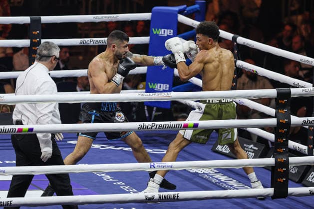 Alexander Okafor vs Elija Ülküseven at Ringside Series 2026 Night of Heavyweights on 15 05 26 at SAP Arena, Mannheim xamx Photo Alfio Marino Copyright:
