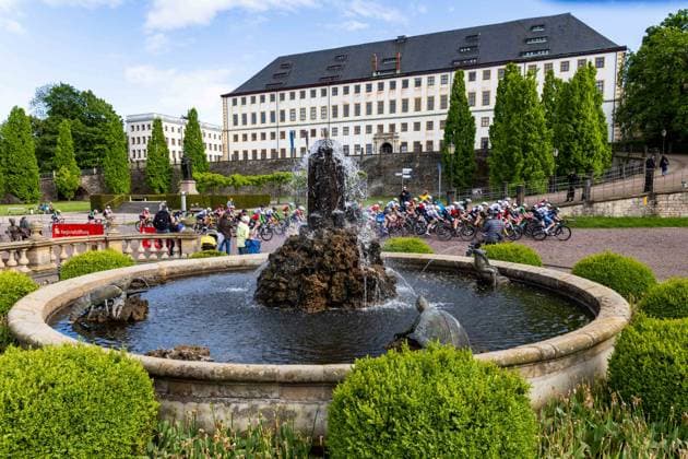 15 05 2026, GER, road bike, men women juniors, season 2025, 26 TMP Jugentour Kleine Friedensfahrt, 1 stage circuit race Residenzstadt Gotha On 3 competition days from 15 05 17 05 2026, almost 350 athletes from 7 countries competed in the categories Everyman, Beginner, U15m, U17w and U17m at the start of the 25th edition of the TMP Jugentour Kleine Friedensfahrt 2025 In addition to the individual time trial, there are 3 other stages to be completed in the Gotha district, organized by RSC Waltershausen Gotha e V Stage 1 was a circuit in Gotha, with the U15m having to complete 16.8km, the U17w 25.2km and the U17m 31.5km 99867 Gotha Schloss Friedenstein Historisc Thüringen Germany