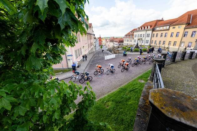 15 05 2026, GER, road bike, men women juniors, season 2025, 26 TMP Jugentour Kleine Friedensfahrt, 1 stage circuit race Residenzstadt Gotha On 3 competition days from 15 05 17 05 2026, almost 350 athletes from 7 countries competed in the categories Everyman, Beginner, U15m, U17w and U17m at the start of the 25th edition of the TMP Jugentour Kleine Friedensfahrt 2025 In addition to the individual time trial, there are 3 other stages to be completed in the Gotha district, organized by RSC Waltershausen Gotha e V Stage 1 was a circuit in Gotha, with the U15m having to complete 16.8km, the U17w 25.2km and the U17m 31.5km 99867 Gotha Schloss Friedenstein Historisc Thüringen Germany
