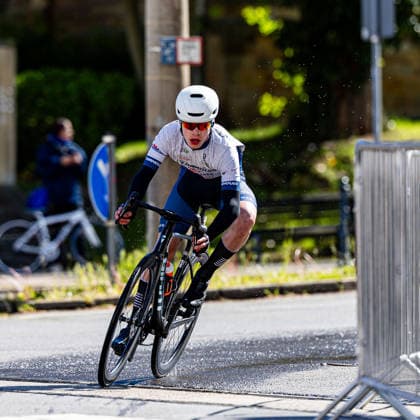 15 05 2026, GER, road bike, men women juniors, season 2025, 26 TMP Jugentour Kleine Friedensfahrt, 1 stage circuit race Residenzstadt Gotha On 3 competition days from 15 05 17 05 2026, almost 350 athletes from 7 countries competed in the categories Everyman, Beginner, U15m, U17w and U17m at the start of the 25th edition of the TMP Jugentour Kleine Friedensfahrt 2025 In addition to the individual time trial, there are 3 further stages to be completed in the Gotha district, organized by RSC Waltershausen Gotha e V Stage 1 was a circuit in Gotha, with the U15m having to complete 16.8km, the U17w 25.2km and the U17m 31.5km 99867 Gotha Schloss Friedenstein Historisc Thüringen Germany