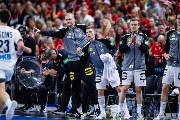 Denmark v Germany, International handball friendly, Copenhagen, Denmark Copenhagen, Denmark. 15th, May 2026. The players of Germany are cheering from the sideline during a test match between Denmark and Germany at Royal Arena in Copenhagen. Denmark, Copenhagen  Copyright: xGonzalesxPhoto TobiasxJorgensenx