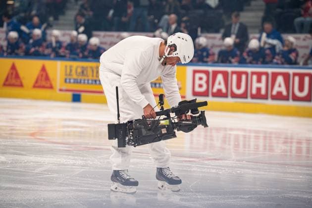 ZURICH, ZURICH - MAY 15: A cameraman on the ice during the 2026 IIHF World Championship, WM, Weltmeisterschaft Group A match between Switzerland and USA at Swiss Life Arena on May 15, 2026 in Zurich, Zurich, Switzerland. Copyright: xLivioxBaeriswylx xSPPx Sportspressphoto_SPR147395