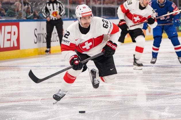 ZURICH, ZURICH - MAY 15: Denis Malgin of Switzerland during the 2026 IIHF World Championship, WM, Weltmeisterschaft Group A match between Switzerland and USA at Swiss Life Arena on May 15, 2026 in Zurich, Zurich, Switzerland. Copyright: xLivioxBaeriswylx xSPPx Sportspressphoto_SPR147437