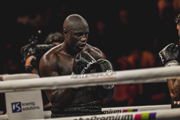 Boxing match between Senad Gashi and Peter Kadiru 129 on 15 05 2026 at the SAP Arena Mannheim The boxer in the ring shows intense fighting concentration with protective gloves in defensive posture during the Ringside Zone Night of the Heavyweights Ringside, 15 05 2026, Mannheim, SAP Arena Copyright: xspeedshotx