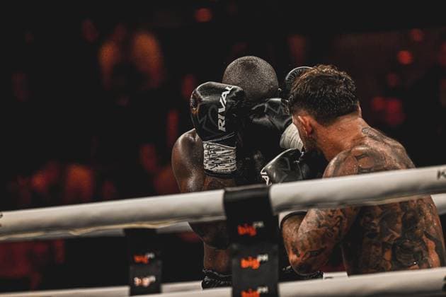 Senad Gashi and Peter Kadiru deliver a tough fight at the Ringside event Night of the Heavyweights on May 15, 2026 in the SAP Arena Mannheim The two professional boxers fight in the heavyweight division in a dramatic exchange of blows in the ring Ringside, 15 May 2026, Mannheim, SAP Arena Copyright: xspeedshotx