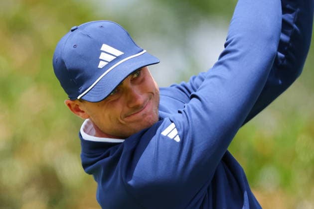 NEWTON SQUARE, PA - MAY 15: Ludvig Aberg of Sweden tees off at the tenth tee during Round 2 of the 2026 PGA, Golf Herren Championship on May 15, 2026 at Aronimink Golf Club in Newtown Square, Pennsylvania. (Photo by Rich Graessle Icon Sportswire) GOLF: MAY 15 PGA PGA Championship EDITORIAL USE ONLY Icon260515256422