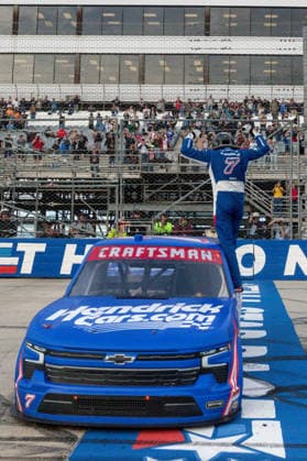 DOVER, DE - MAY 15: Kyle Busch ( 7 Spire Motorsports HendrickCars.com Chevrolet) celebrates with the checkered flag after winning the NASCAR, Motorsport, USA CRAFTSMAN Truck Series ECOSAVE 200 on May 15, 2026, at Dover Motor Speedway in Dover, DE. (Photo by David Hahn Icon Sportswire) AUTO: MAY 15 NASCAR CRAFTSMAN Truck Series ECOSAVE 200 EDITORIAL USE ONLY Icon260515026