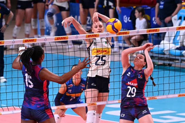 IPA84737319 - Manfredini Linda ( Italy )  Copyright: xDuilioxDellaxLibera IPAxSportx xx 84737319