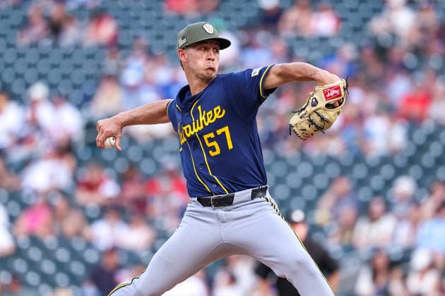 May 15th, 2026: Milwaukee Brewers starting pitcher Coleman Crow (57) pitches in the first inning during a MLB, Baseball Herren, USA Baseball game between the Milwaukee Brewers and the Minnesota Twins at Target Field in Minneapolis, Minnesota. CSM Minneapolis USA - ZUMAc04_ 20260515_zma_c04_028 Copyright: xStevenxGarciax