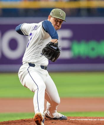 May 15, 2026, U.S.: Tampa Bay Rays pitcher IAN SEYMOUR (61) on the mound during his start against the Miami Marlins. The Tampa Bay Rays hosted the Miami Marlins at Tropicana Field in St. Petersburg, FL. MLB, Baseball Herren, USA 2026: Miami Marlins At Tampa Bay Rays  - ZUMAm299 20260515_znp_m299_002 Copyright: xTaylorxMcFeex
