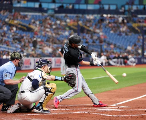 May 15, 2026, U.S.: Miami Marlins first baseman CONNOR NORBY (1) hits a home run during the second inning against the Tampa Bay Rays. The Tampa Bay Rays hosted the Miami Marlins at Tropicana Field in St. Petersburg, FL. MLB, Baseball Herren, USA 2026: Miami Marlins At Tampa Bay Rays  - ZUMAm299 20260515_znp_m299_004 Copyright: xTaylorxMcFeex