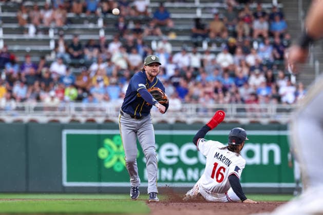Baseball, MLB, Minnesota Twins - Milwaukee Brewers
