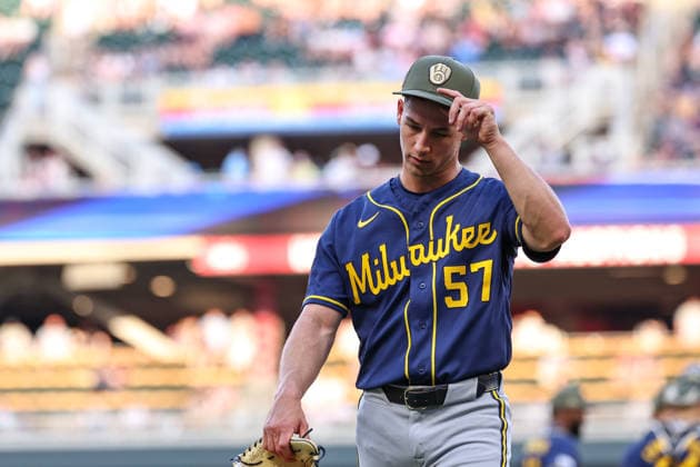 May 15th, 2026: Milwaukee Brewers starting pitcher Coleman Crow (57) exits the game in the sixth inning during a MLB, Baseball Herren, USA Baseball game between the Milwaukee Brewers and the Minnesota Twins at Target Field in Minneapolis, Minnesota. CSM MLB 2026: Brewers Vs Twins MAY 15  - ZUMAc04_ 20260515_zma_c04_035 Copyright: xStevenxGarciax