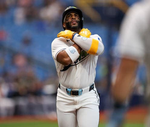 May 15, 2026, U.S.: Tampa Bay Rays designated hitter YANDY DoÂAZ (2) gestures while crossing home plate after hitting a home run during the first inning against the Miami Marlins. The Tampa Bay Rays hosted the Miami Marlins at Tropicana Field in St. Petersburg, FL. MLB, Baseball Herren, USA 2026: Miami Marlins At Tampa Bay Rays  - ZUMAm299 20260515_znp_m299_011 Copyright: xTaylorxMcFeex