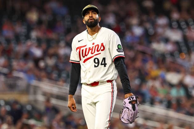 May 15th, 2026: Minnesota Twins pitcher Yoendrys GoÂ³mez (94) looks on in the ninth inning during a MLB, Baseball Herren, USA Baseball game between the Milwaukee Brewers and the Minnesota Twins at Target Field in Minneapolis, Minnesota. CSM MLB 2026: Brewers Vs Twins MAY 15  - ZUMAc04_ 20260515_zma_c04_054 Copyright: xStevenxGarciax