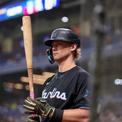 May 15, 2026, U.S.: Miami Marlins left fielder KYLE STOWERS (28) stand in the on-deck circle during a game against the Tampa Bay Rays. The Tampa Bay Rays hosted the Miami Marlins at Tropicana Field in St. Petersburg, FL. MLB, Baseball Herren, USA 2026: Miami Marlins 2:7 Tampa Bay Rays  - ZUMAm299 20260515_znp_m299_016 Copyright: xTaylorxMcFeex
