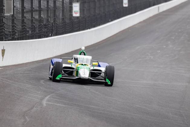 May 15, 2026, Speedway, Indiana, USA: CAIO COLLET, driver of the No. 4 Chevrolet for AJ Foyt Enterprises, drives into Turn 1 during Fast Friday of the 110th Indianapolis 500 at Indianapolis Motor Speedway. Speedway USA - ZUMAw173 20260515_zsp_w173_022 Copyright: xLukexWelshx