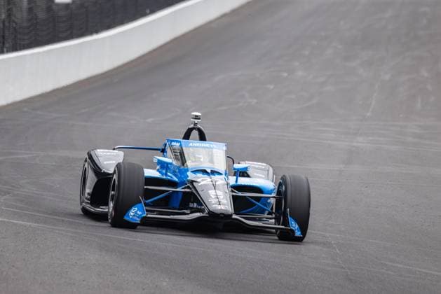 May 15, 2026, Speedway, Indiana, USA: KYLE KIRKWOOD, driver of the No. 27 Honda for Andretti Global, drives into Turn 1 during Fast Friday of the 110th Indianapolis 500 at Indianapolis Motor Speedway. Speedway USA - ZUMAw173 20260515_zsp_w173_023 Copyright: xLukexWelshx